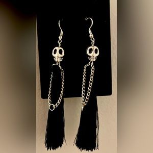 Skull bride earrings